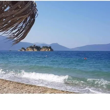 Διαμέρισμα Dimha *